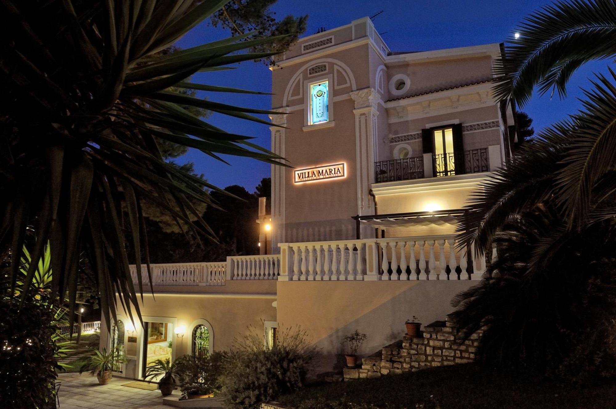 Park Hotel Villa Maria San Menaio Dış mekan fotoğraf